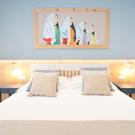 Velis - Art & Hospitality Hotel Позада Екстериор снимка