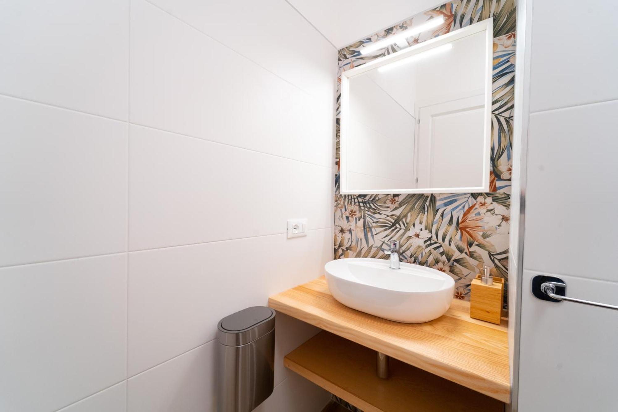 Velis - Art & Hospitality Hotel Позада Екстериор снимка