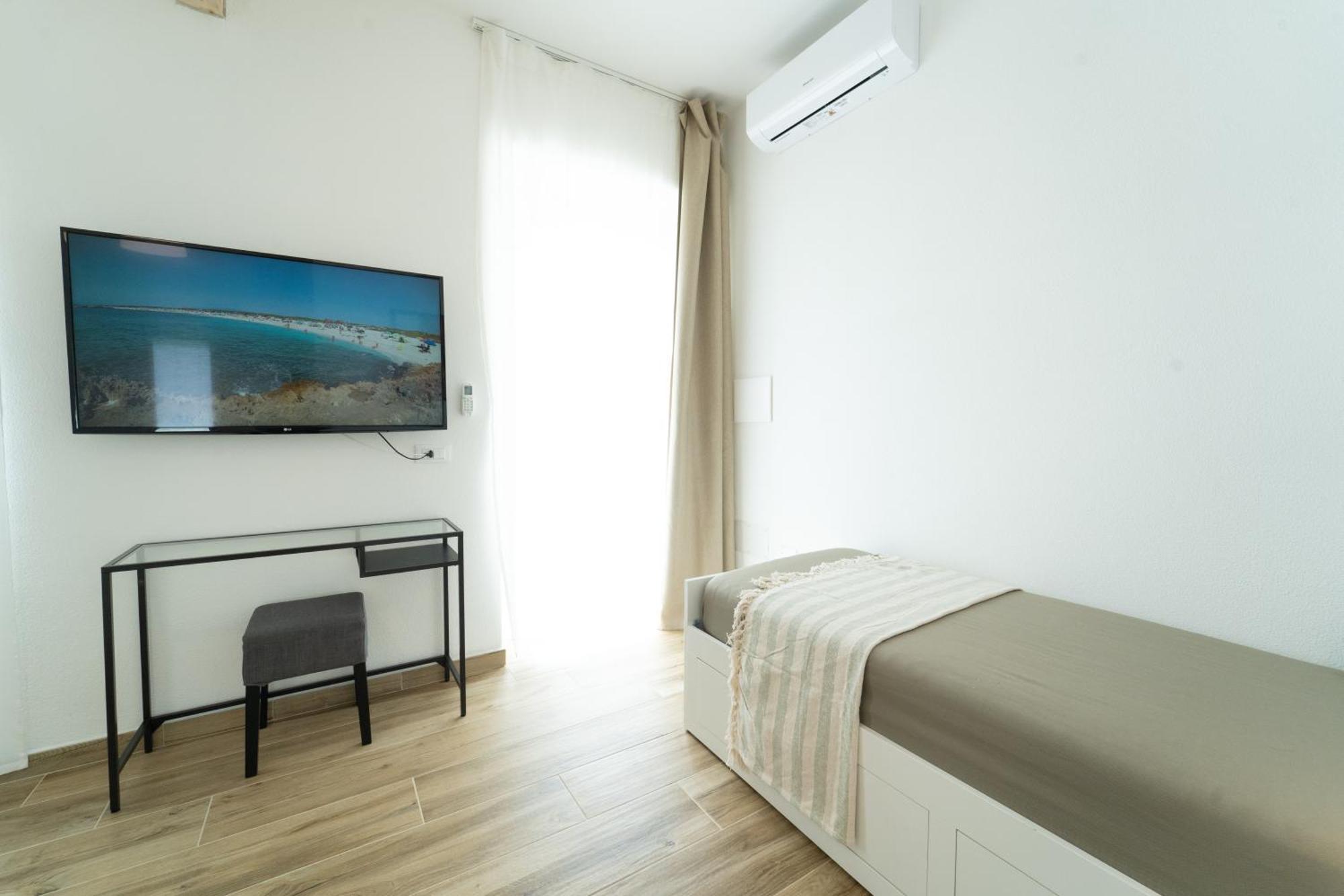 Velis - Art & Hospitality Hotel Позада Екстериор снимка
