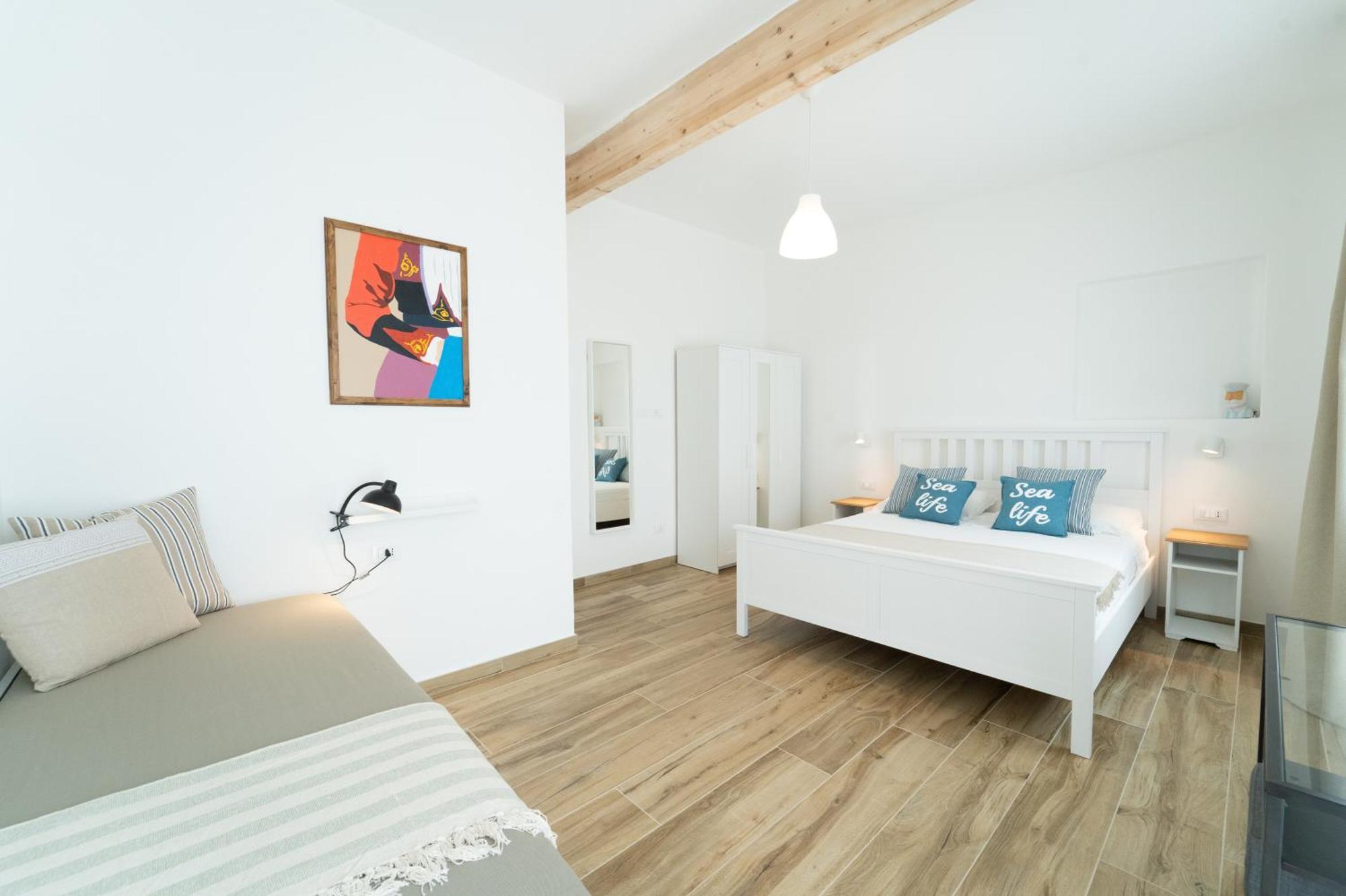 Velis - Art & Hospitality Hotel Позада Екстериор снимка