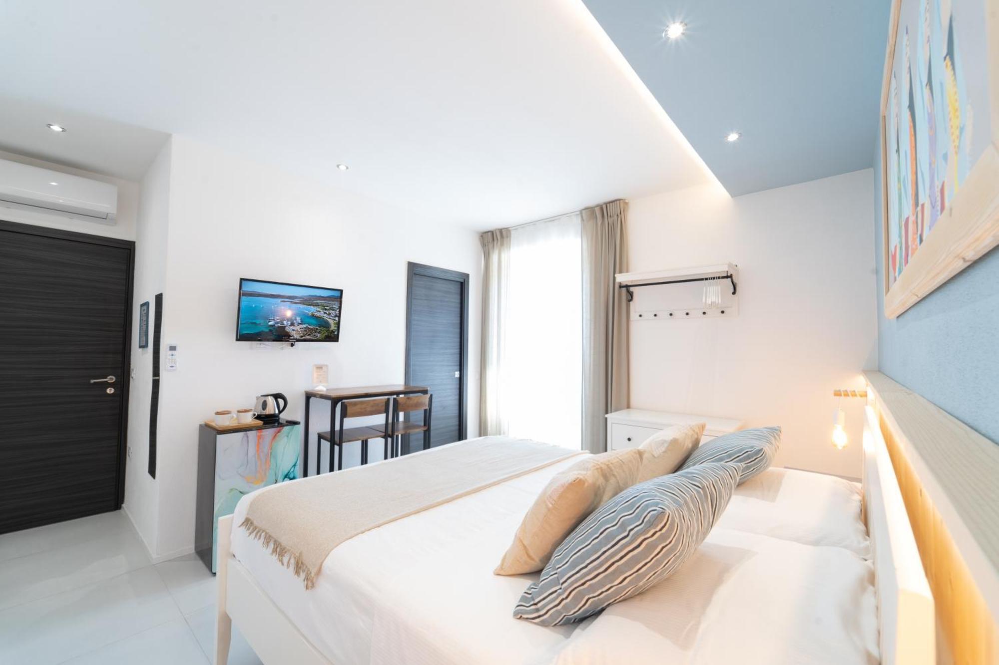 Velis - Art & Hospitality Hotel Позада Екстериор снимка